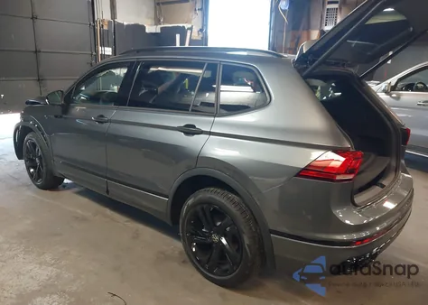 2024 Volkswagen Tiguan 2.0T Se R-Line Black from USA, damaged, VIN 3VV8B7AX0RM188502